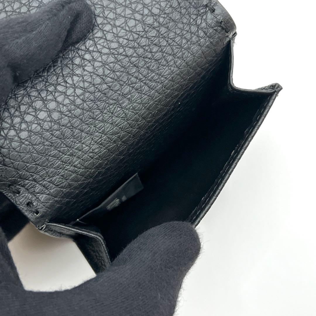 【未使用級】フェンディ セレリア 三つ折り財布 ブラック レディース