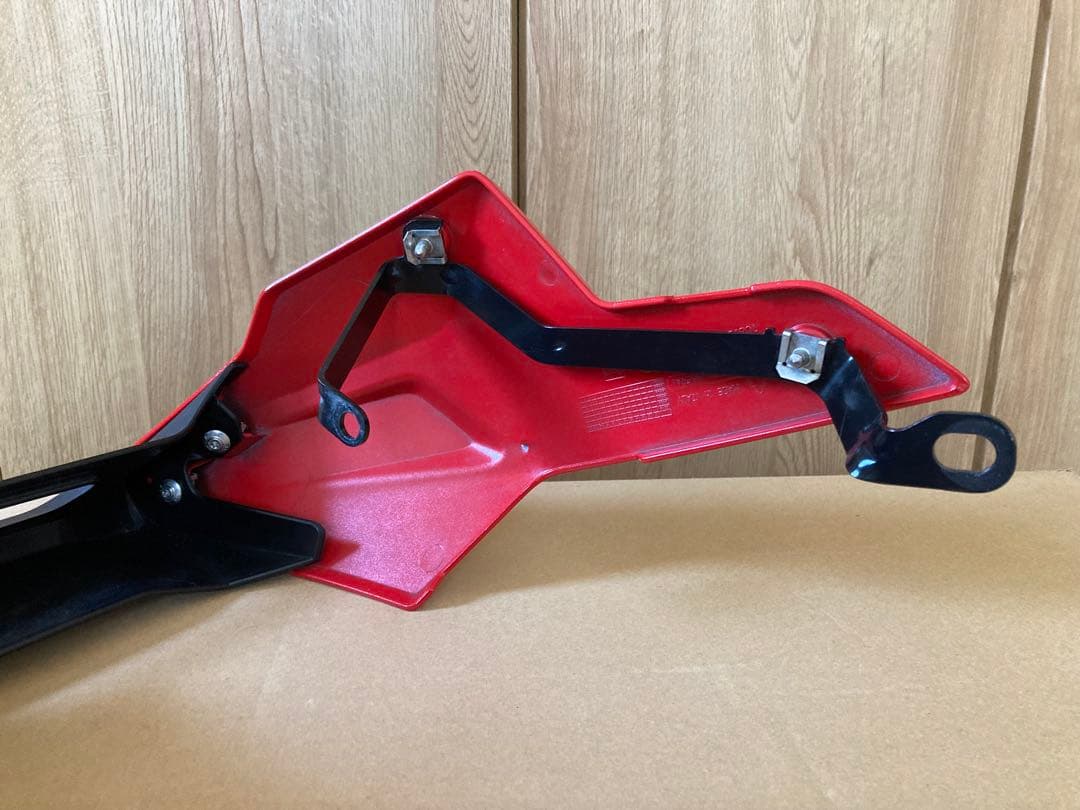  F900R 純正アンダーカウル　レッド
