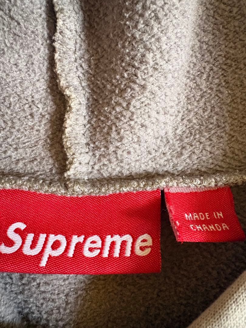 supremeボックスロゴパーカー