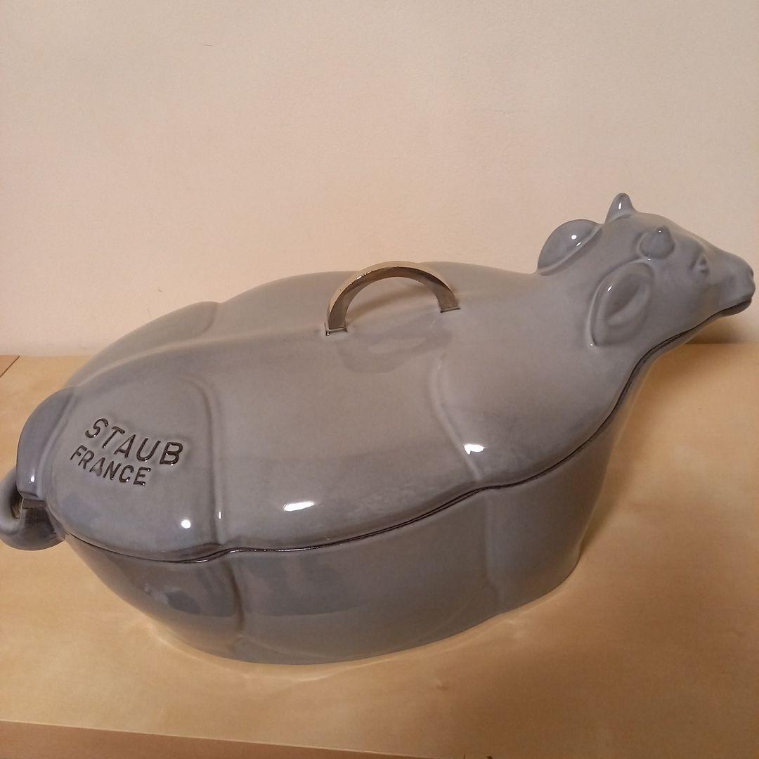 STAUB 牛型 鍋 グレー 　レア商品　フランス製