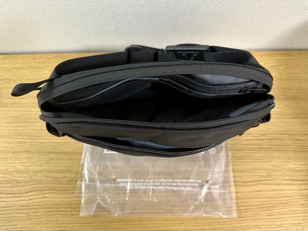 Aer Day Sling 3 ボディバッグ エアーデイスリング3