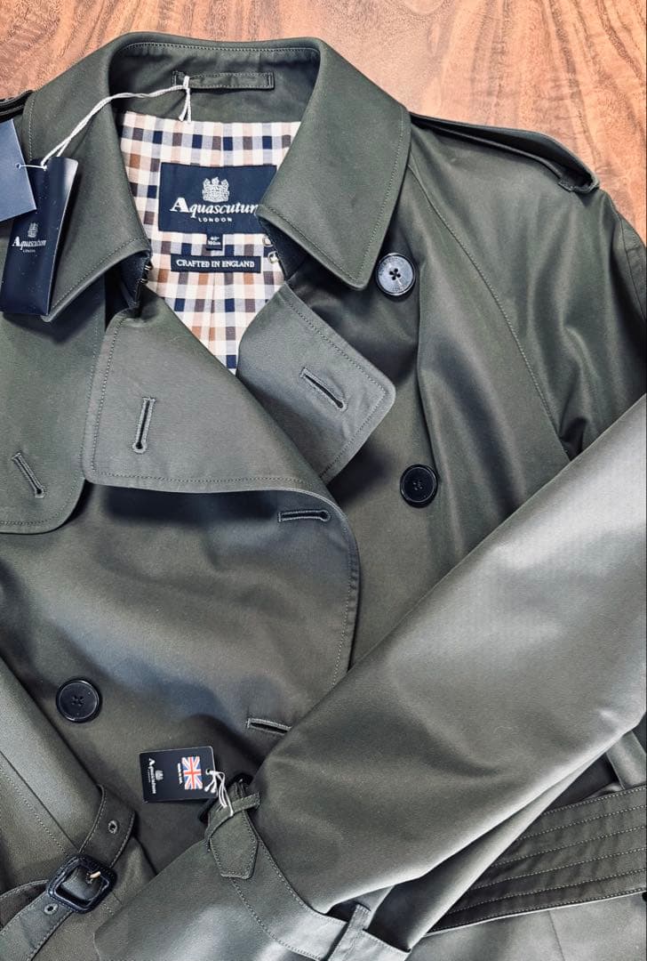 Aquascutum アクアスキュータム　英国製 トレンチコート