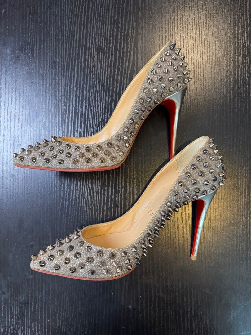 最終価格！Christian Louboutin スタッズ付　ハイヒール