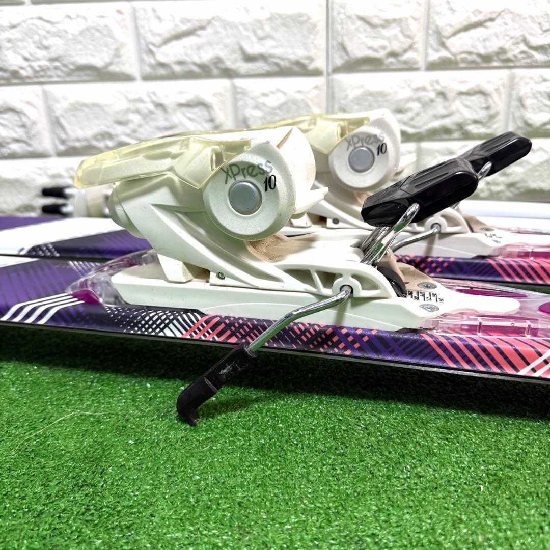 美品　Hart 140 ジュニア　レディース　スキー　ステッキ付　グラフィック