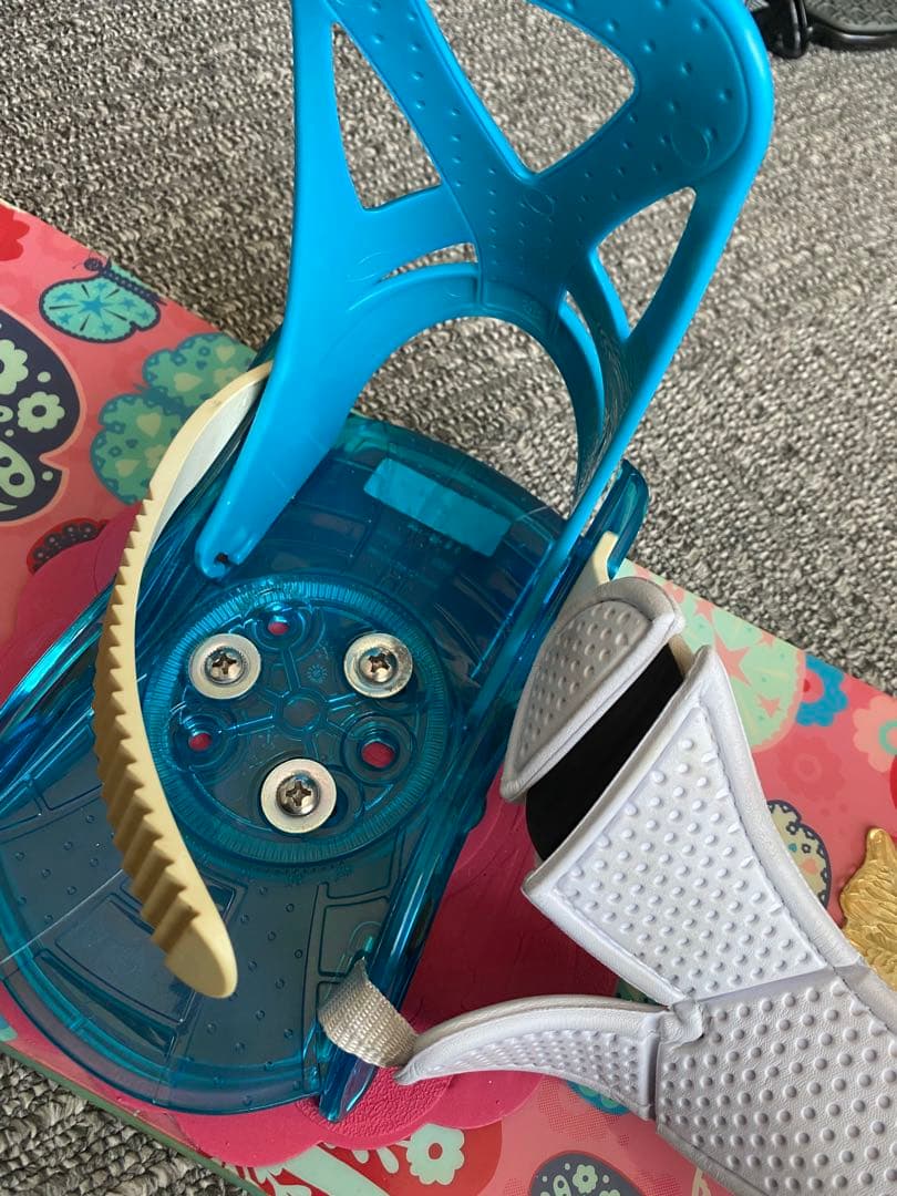 Burton スノーボード 蝶と花デザイン