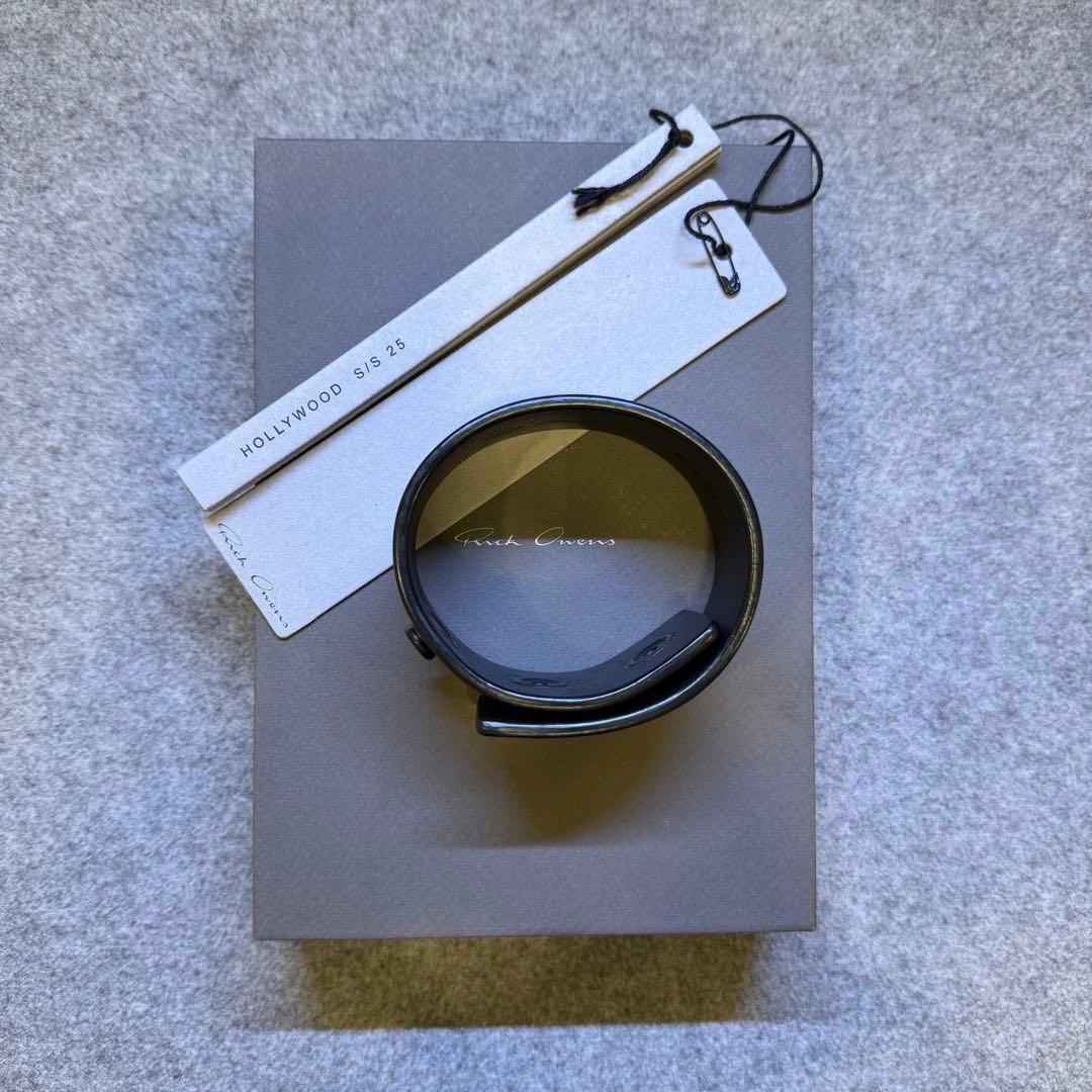 【Rick Owens】25SS ANTHEM CUFF RA01E0601