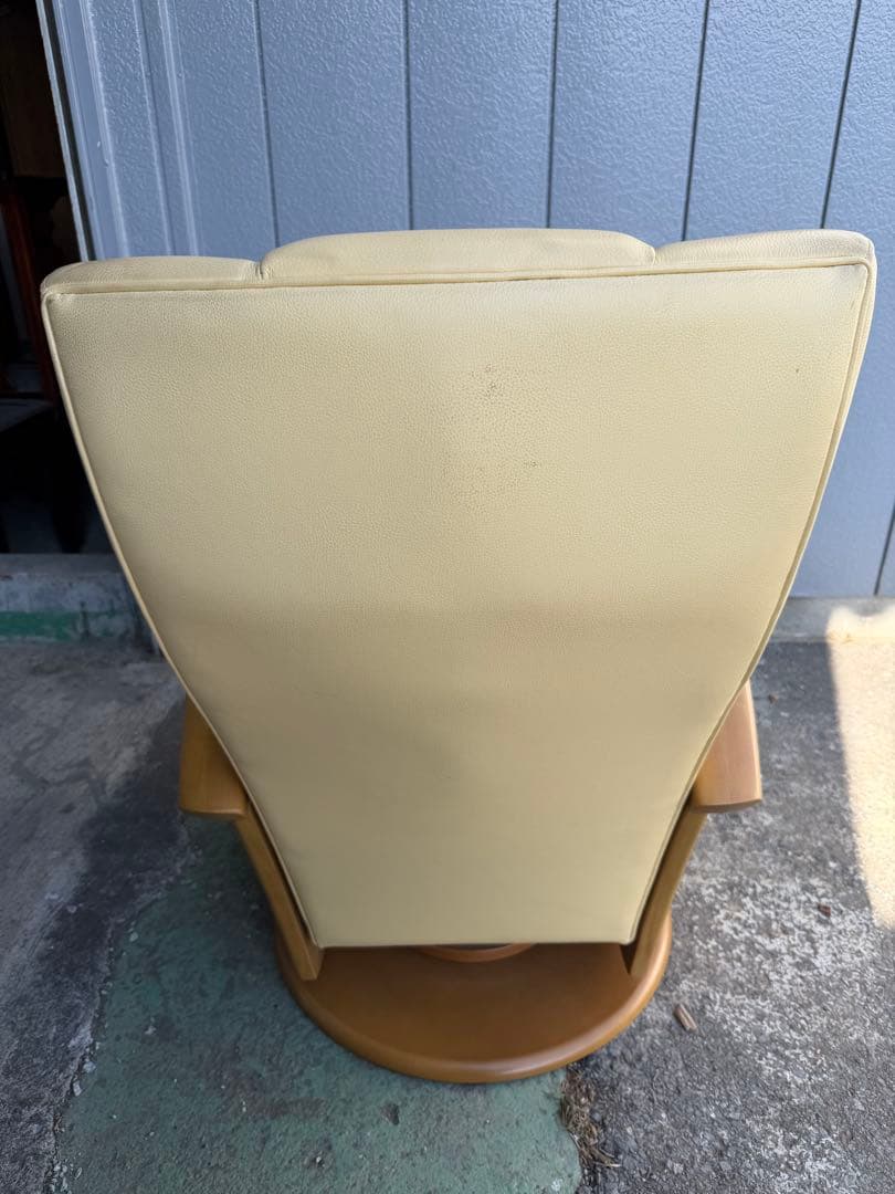 カリモク 本革 ラウンドリクライニングチェア オットマン スツールシングルソファ