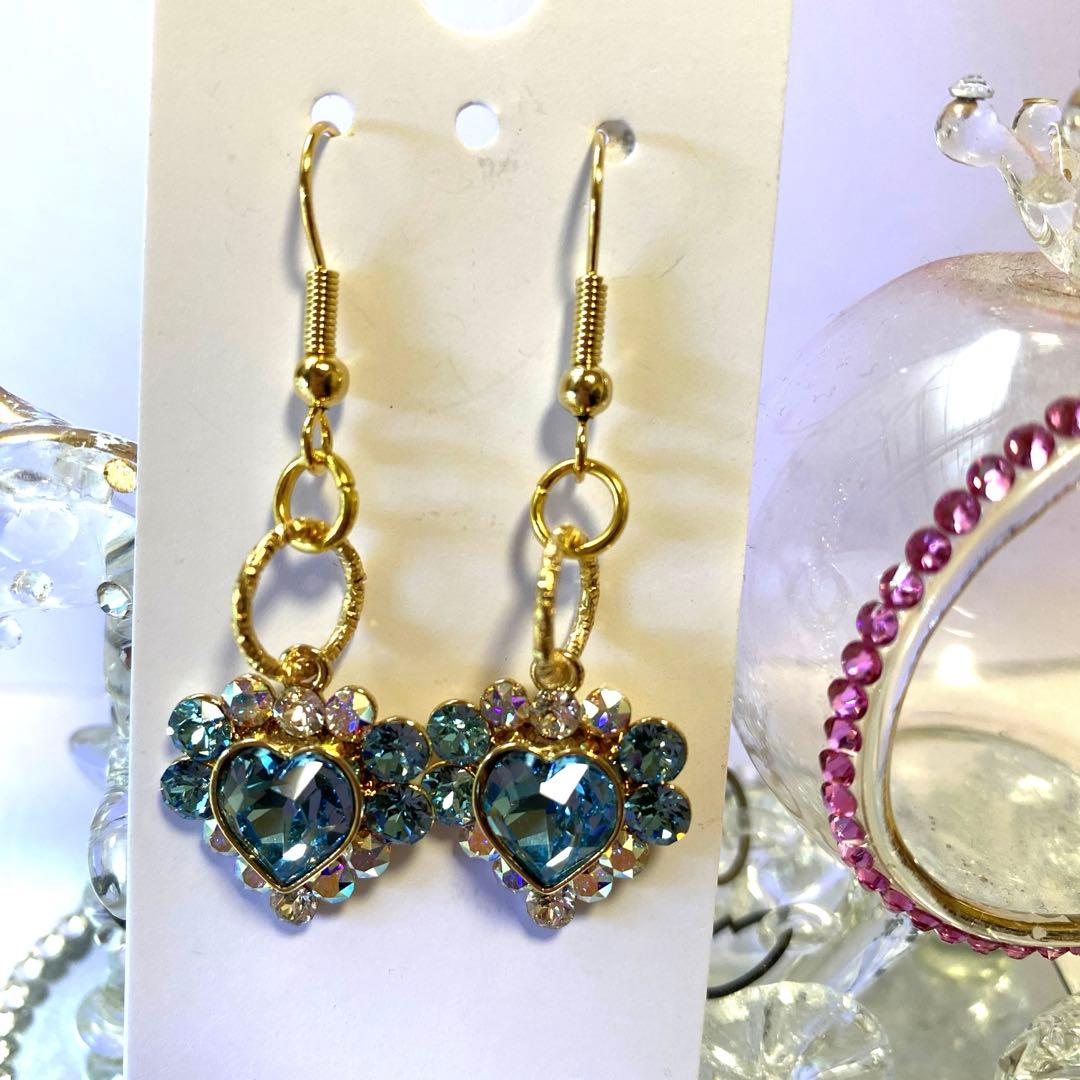 さま❤️スワロフスキー　ピアス
