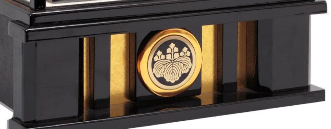 伊達政宗　東京久月　五月人形　家紋付マットブラック兜飾り木目六角アクリルケース入