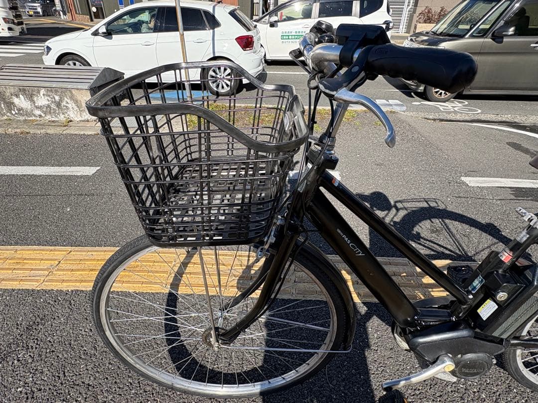 中古27㌅YAMAHA電動アシスト自転車　12.8Ah 大阪