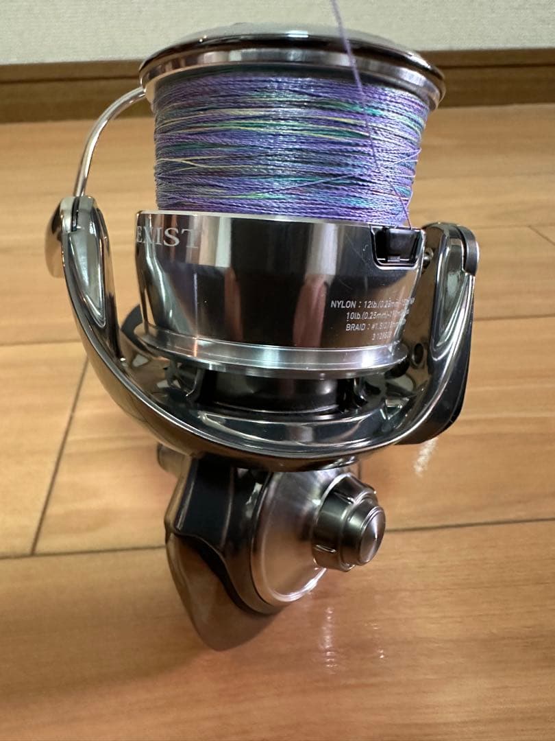 ダイワ　EXIST LT4000-XH スピニングリール