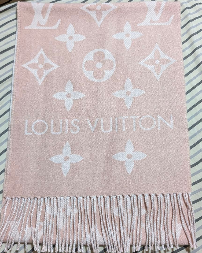 LOUIS VUITTON マフラー LV エセンシャル ギフトラッピング付