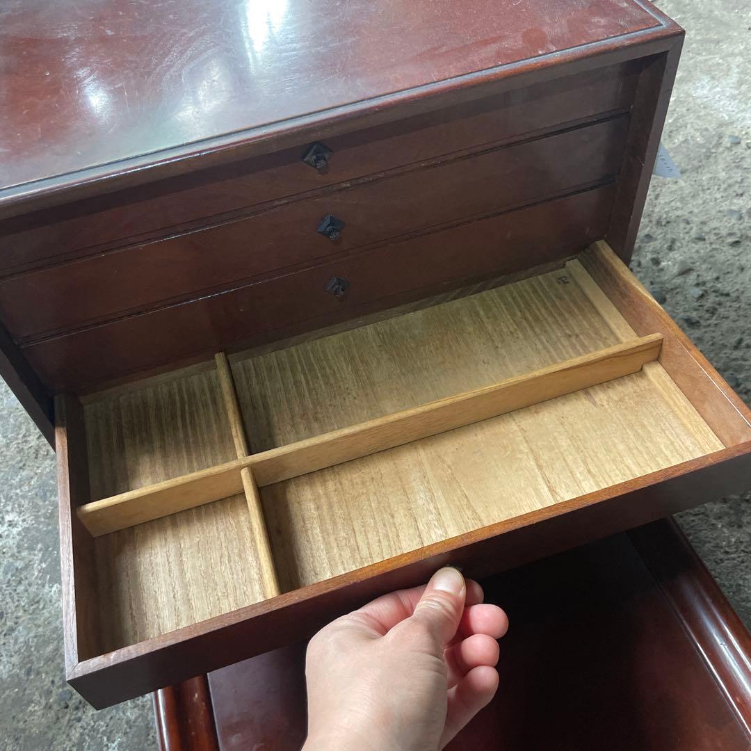 薬屋さんで使っていた道具箱　古道具　小引き出し