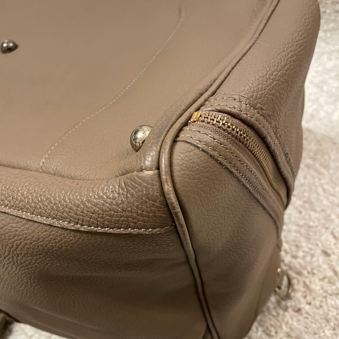 Magnu ボストンバック　Magnu美品 エルメスで使用されてる革