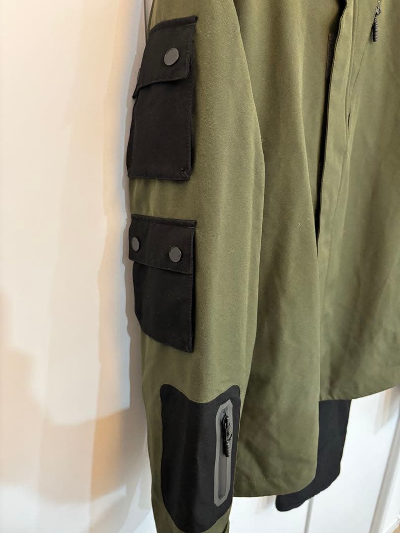 最終値下げ　Volcom スノーボードウェアセットアップ　美品