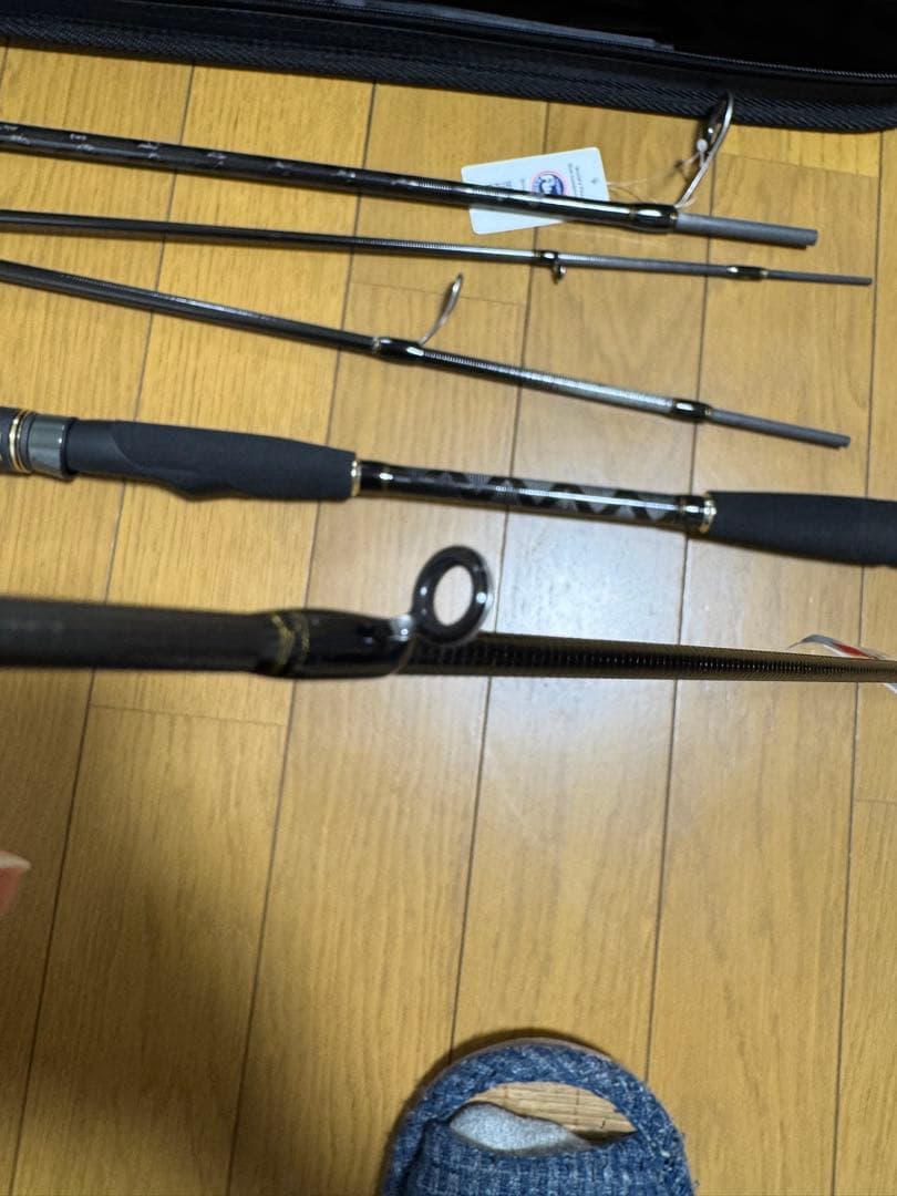 週末値下Abu Garcia XROSSFIELD XRFS-835MB-MB