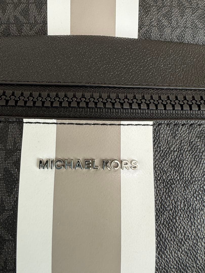 美品　マイケルコース　MICHAEL KORS リュック・バックパック　ブラック