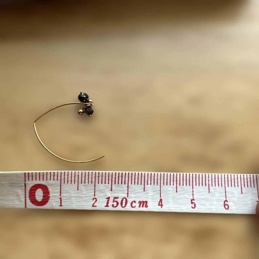 Ｋ18金とブラックダイヤのピアス