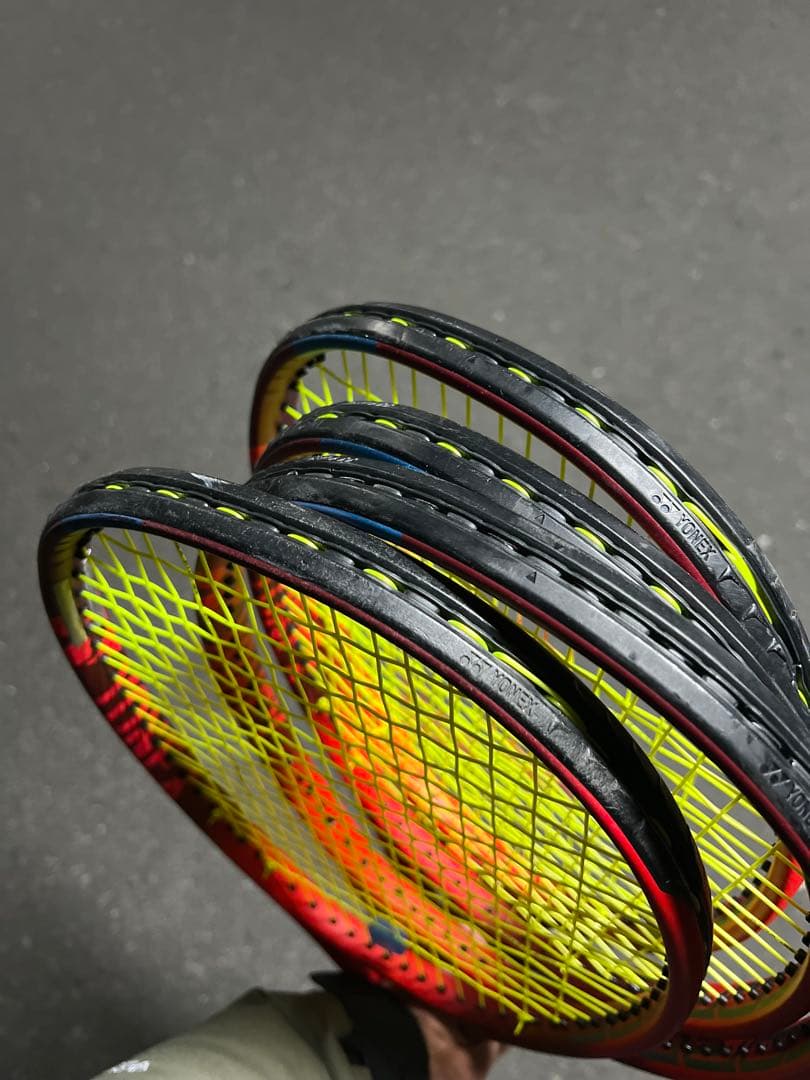 YONEX VCORE 98 ラケット 4本セット