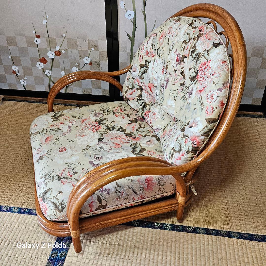 希少な超大型！ラタン３６０回転ローチェアー　早い者勝ち！！