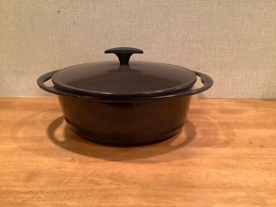 ルクルーゼ センセーションシリーズ 鋳鉄鍋 オーバルココット　27cm ショコラ