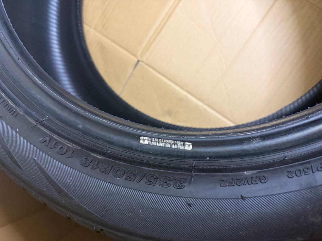 ブリヂストン REGNO GRV2 235/50R18
