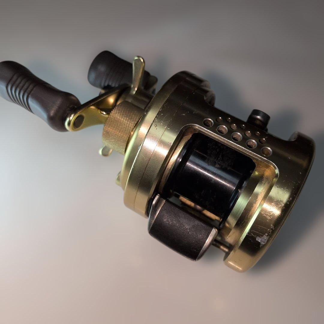 シマノ01カルカッタコンクエスト 101