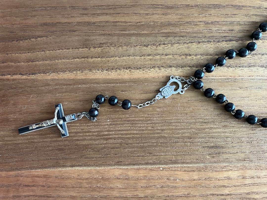 ドルチェアンドガッバーナ ロザリオネックレス ブラック