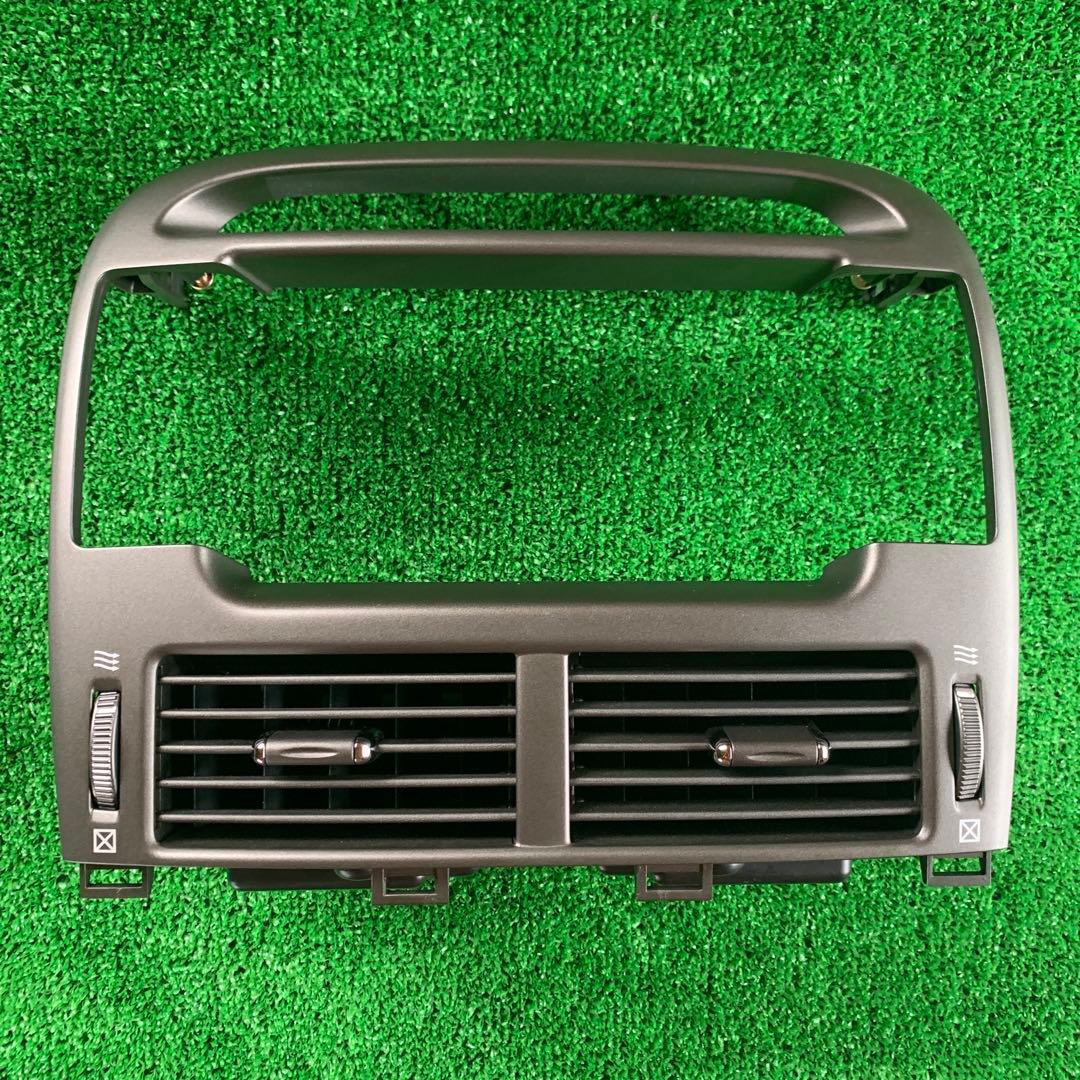 トヨタ　セルシオ30 31 純正ナビエアコンルーバーカバー　インパネ　中古品