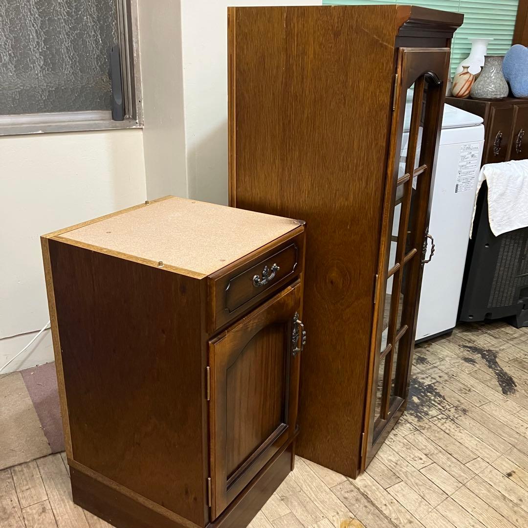 希少　オールドカリモク　コロニアル　キュリオケース　食器棚　コーナーキャビネット