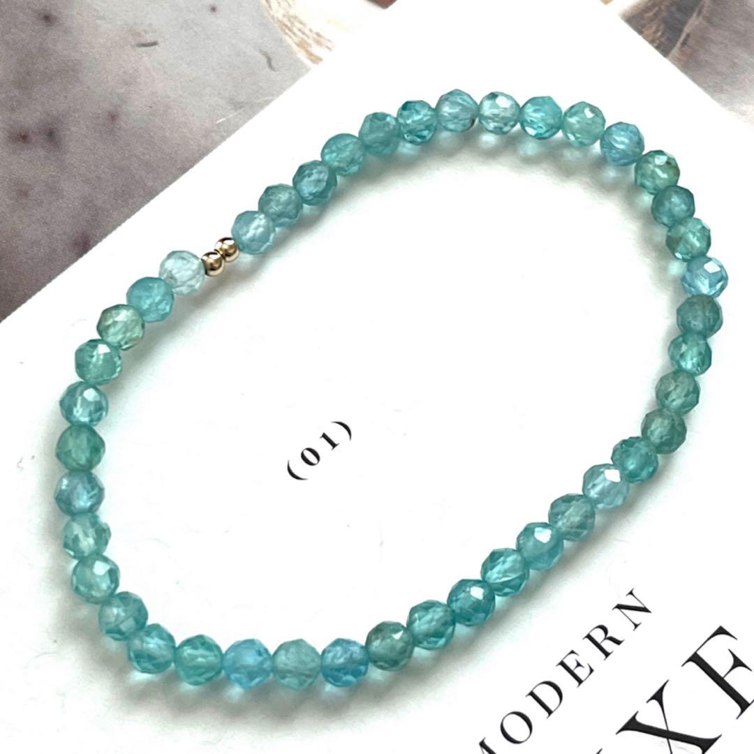 じばにゃん☺︎ 1点作品☆ 大粒エメラルドピアス　イヤリングに変更可能☺︎