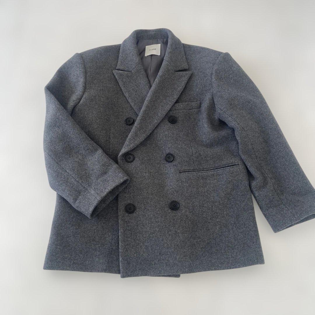 クラネ　OVER SHOULDER PEAKED LAPEL COAT 2