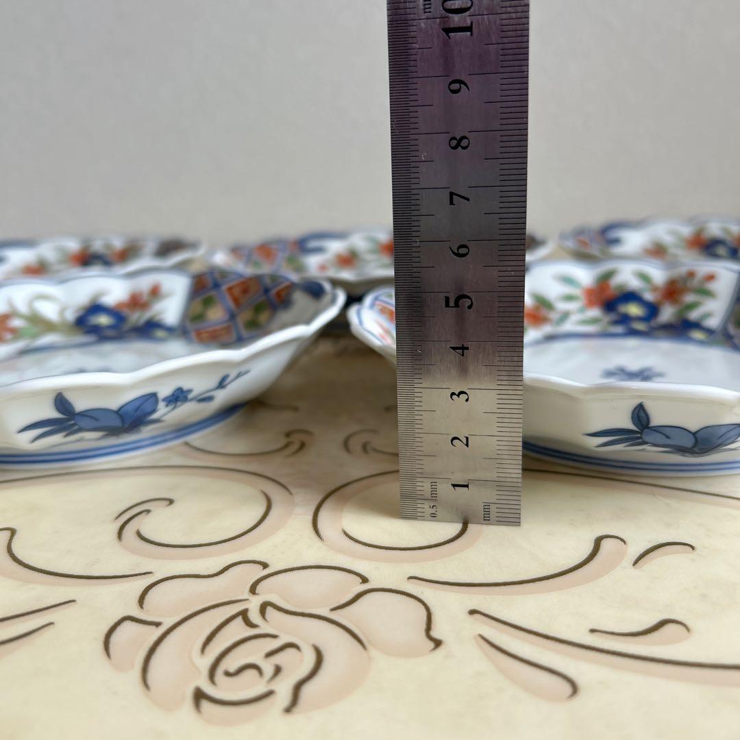 有田焼　其泉窯　金彩古伊万里　中皿揃　５枚セット　輪花皿　菊割皿　色絵　和皿