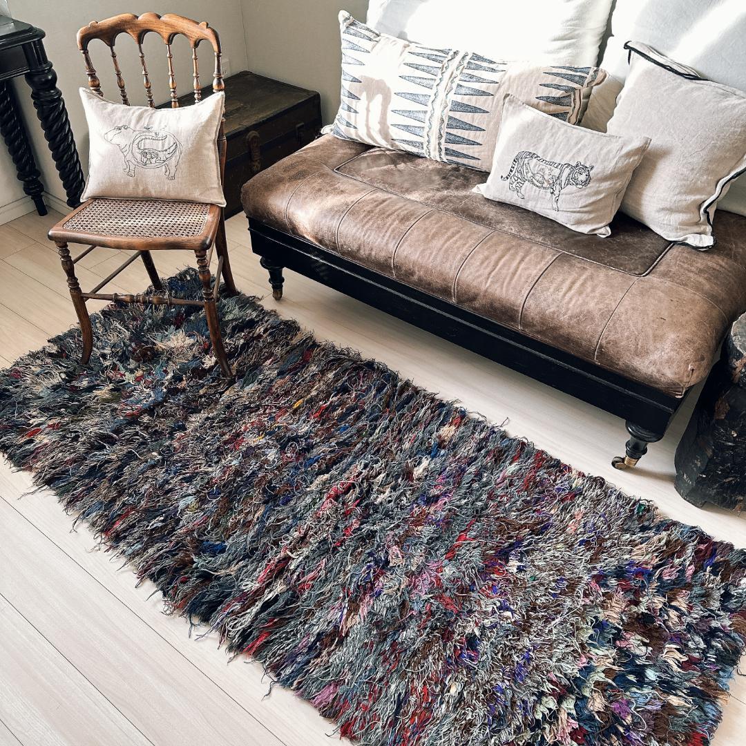 モロッコ製ヴィンテージラグ148 グレー ブルー ピンク パープル ブラウン