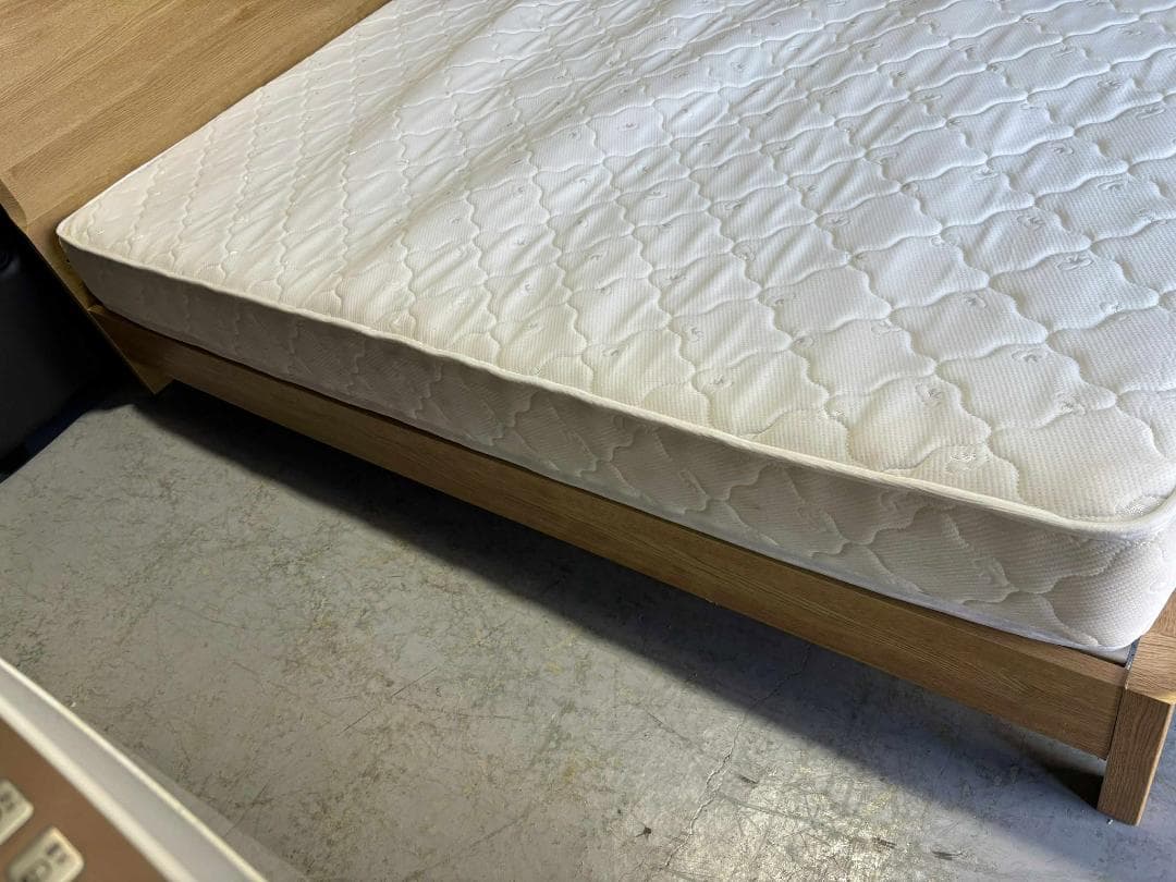 三幸コーポレーション セミダブルベッド、20cm マット 幅120cm Used