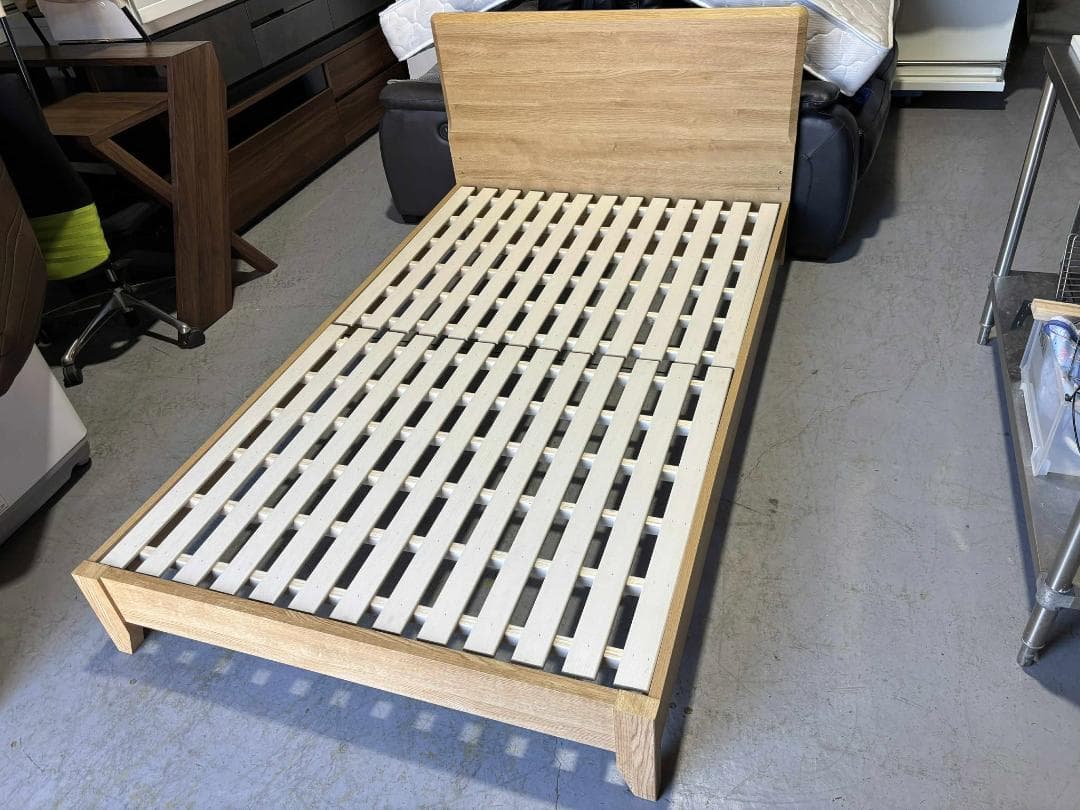 三幸コーポレーション セミダブルベッド、20cm マット 幅120cm Used