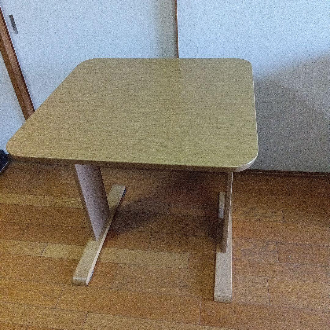 大阪市内手渡し　テーブル