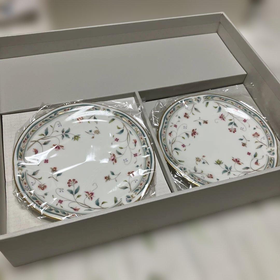 新品　NORITAKE プレート　25.5㎝×1枚　15.5㎝×5枚　花更紗　1