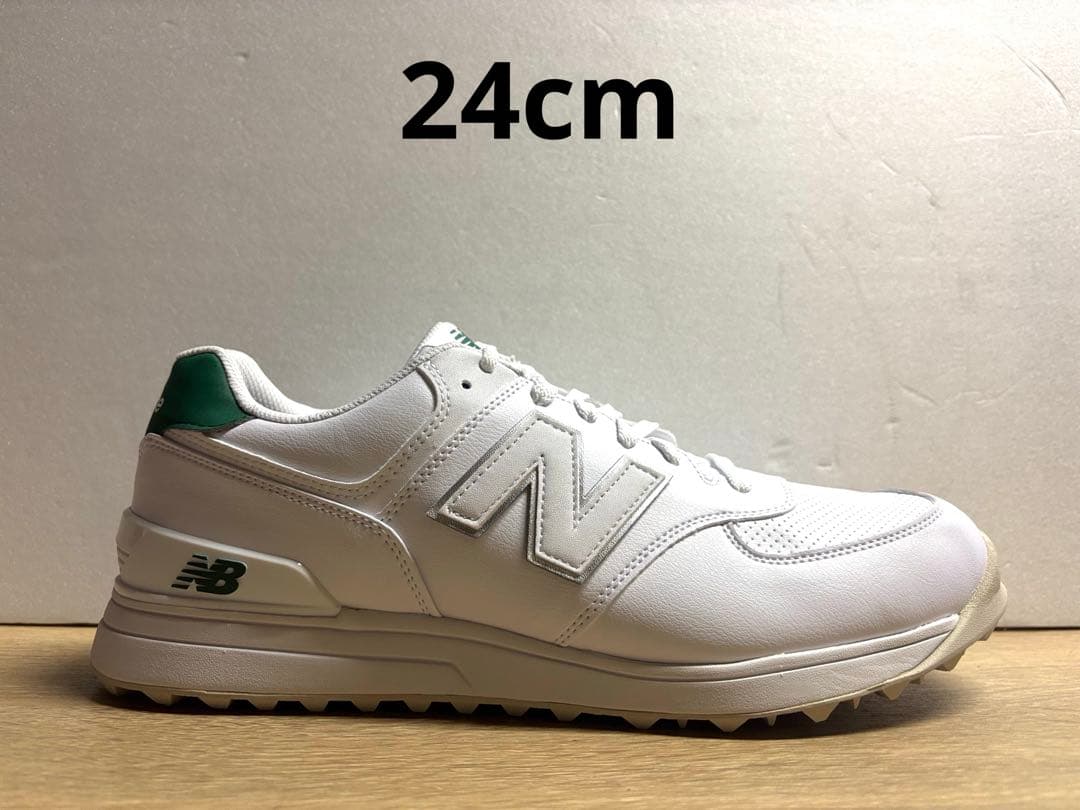 未使用 24cm 2Eニューバランスゴルフシューズ UGS574J3ホワイト