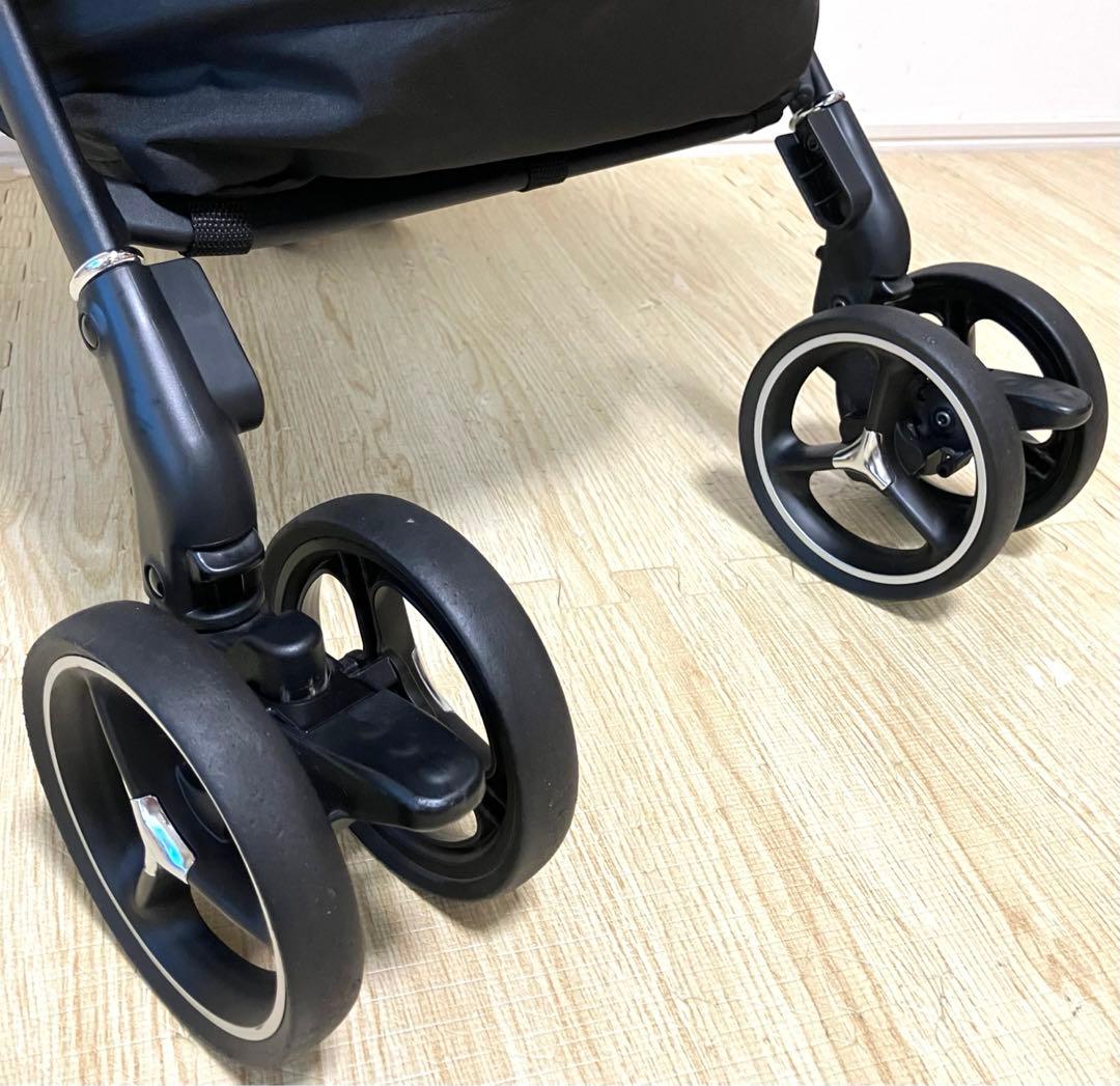 極美品 送料無料Aprica ラクーナクッションフリーAC A型ベビーカー