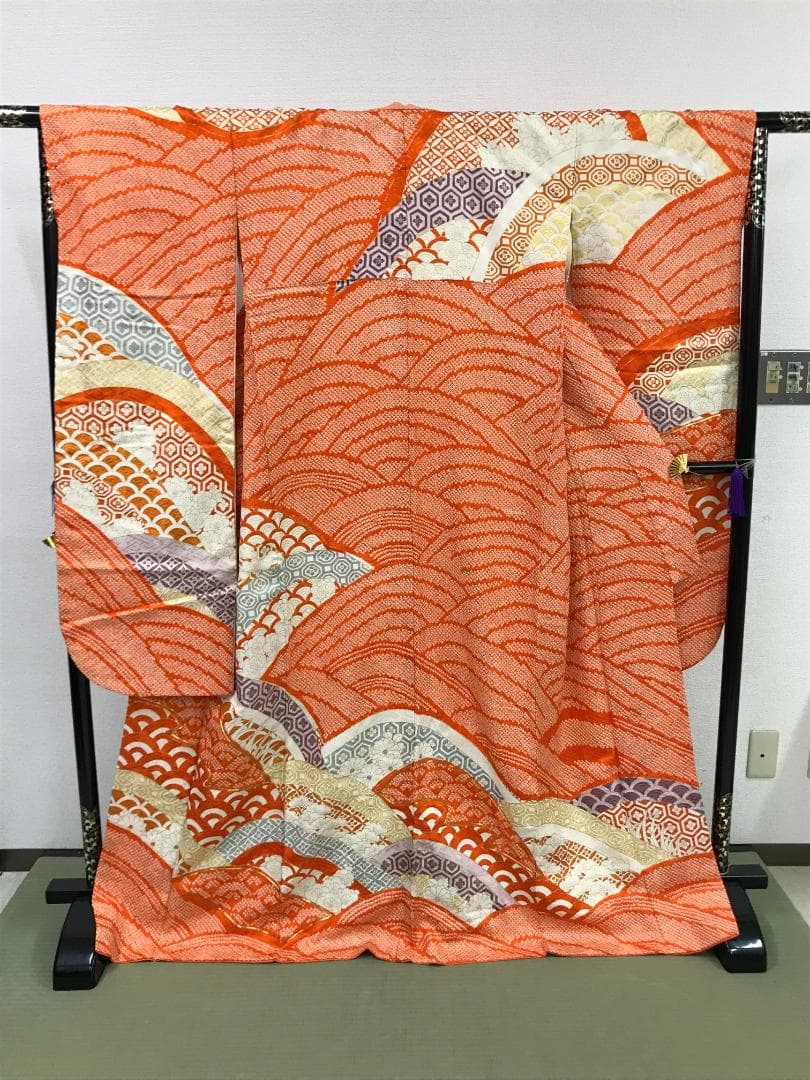HG8847 振袖 絞り オレンジ 梅 松 菊 鱗 着丈約166.5ｃｍ 着物