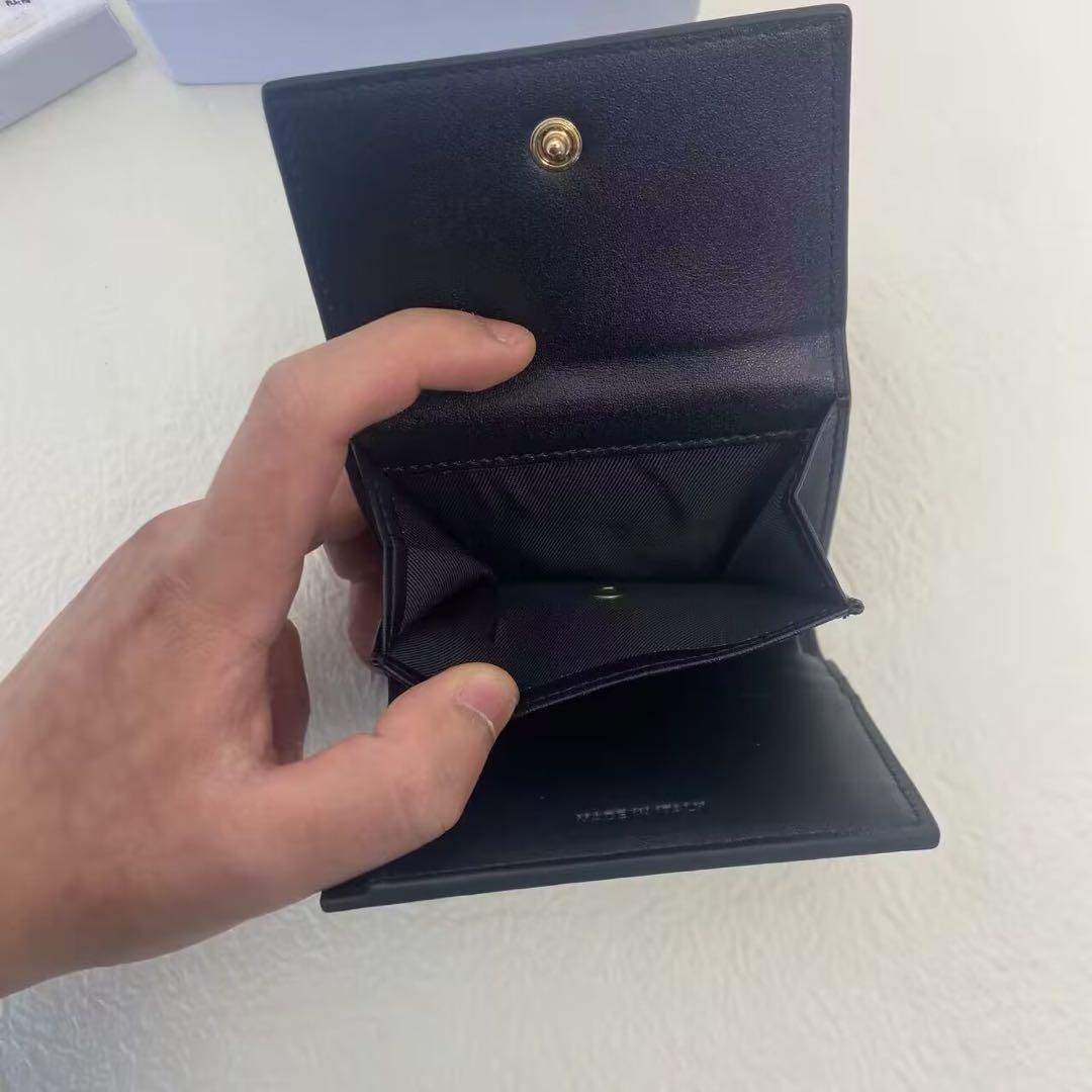 CELINE ブラックレザー三つ折り財布