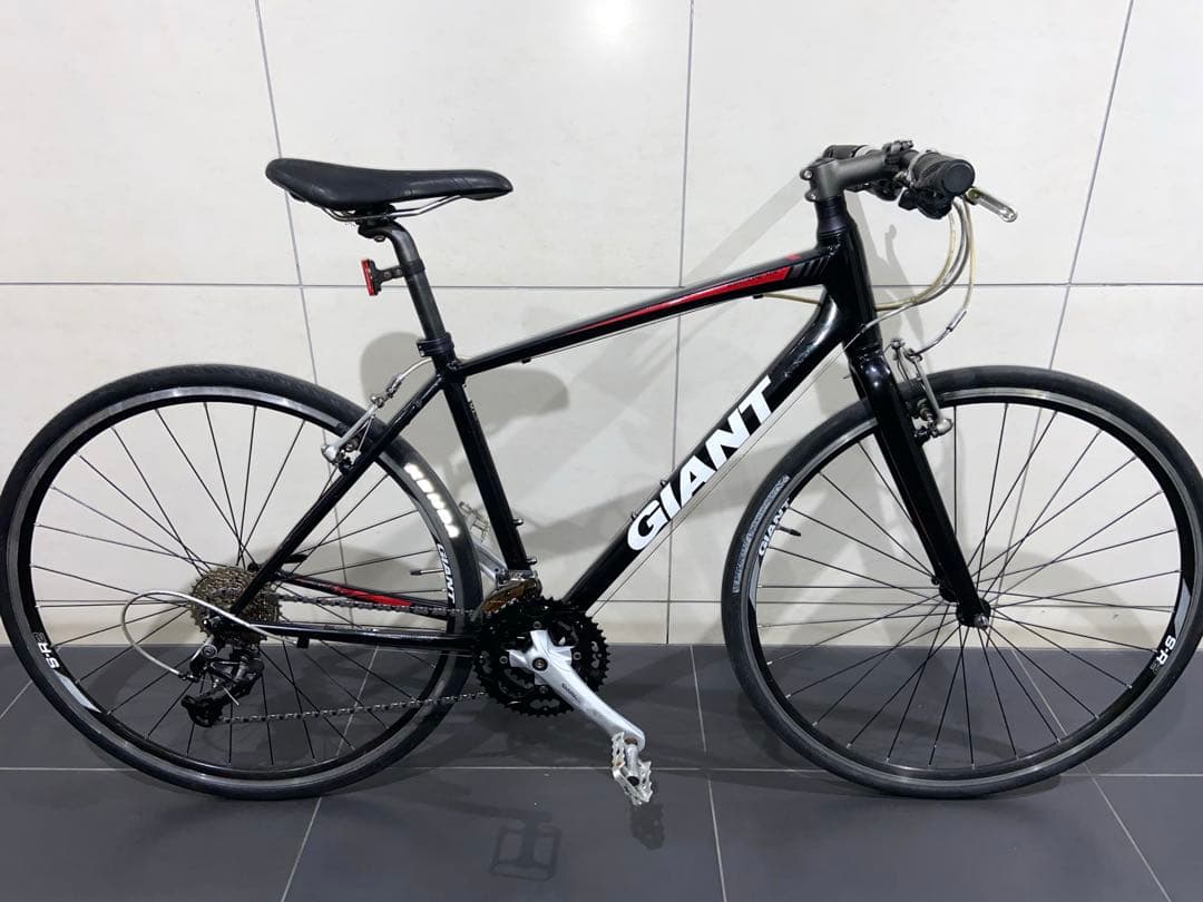 GIANT ESCAPE RX3クロスバイク　ジャイアント　エスケープ自転車r3