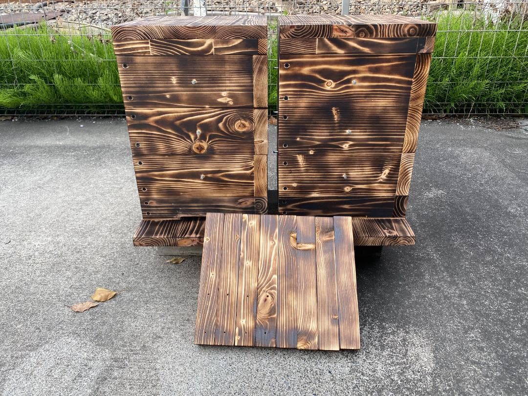 ラッキー21 日本蜜蜂重箱式巣箱３段【ワイヤー着脱式】完成品×２基 送料込