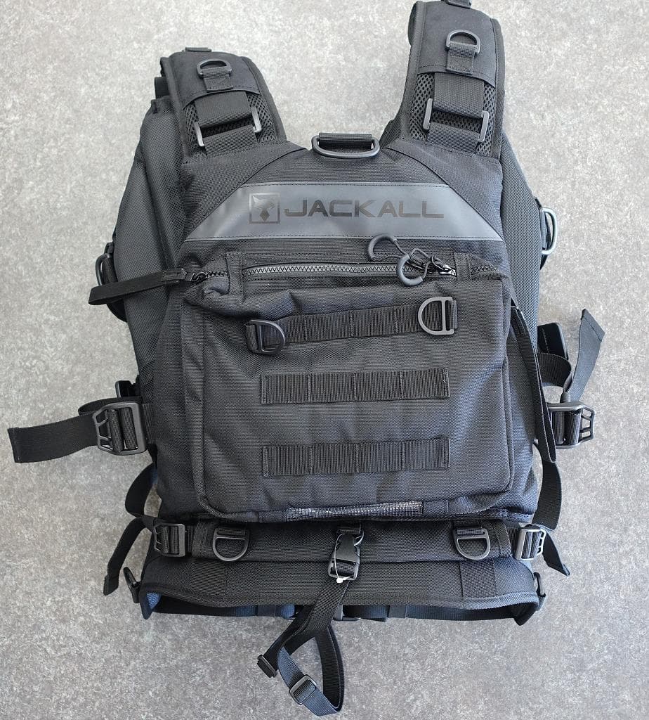 バーサタイル ゲームベスト ブラック 　新品！