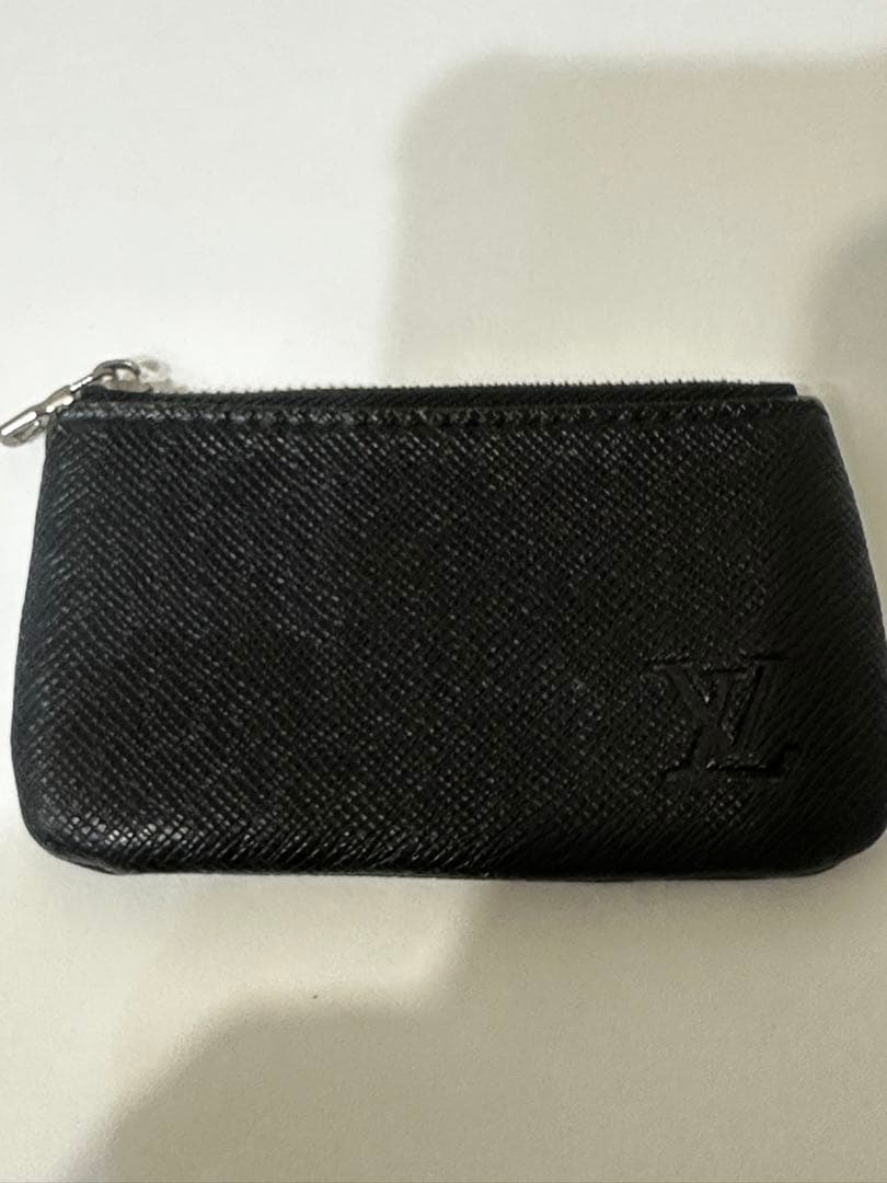 Louis Vuitton ブラック ケース