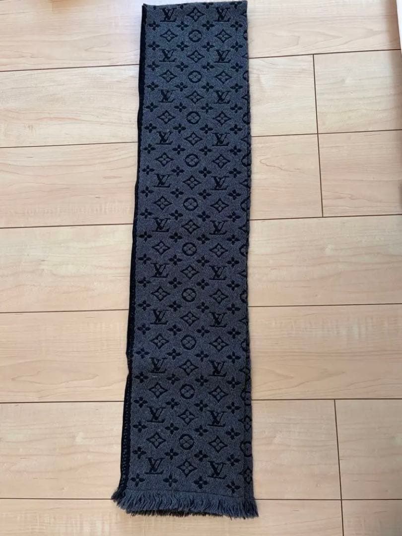 ヴィトンマフラー　美品　ウール　LOUIS VUITTON
