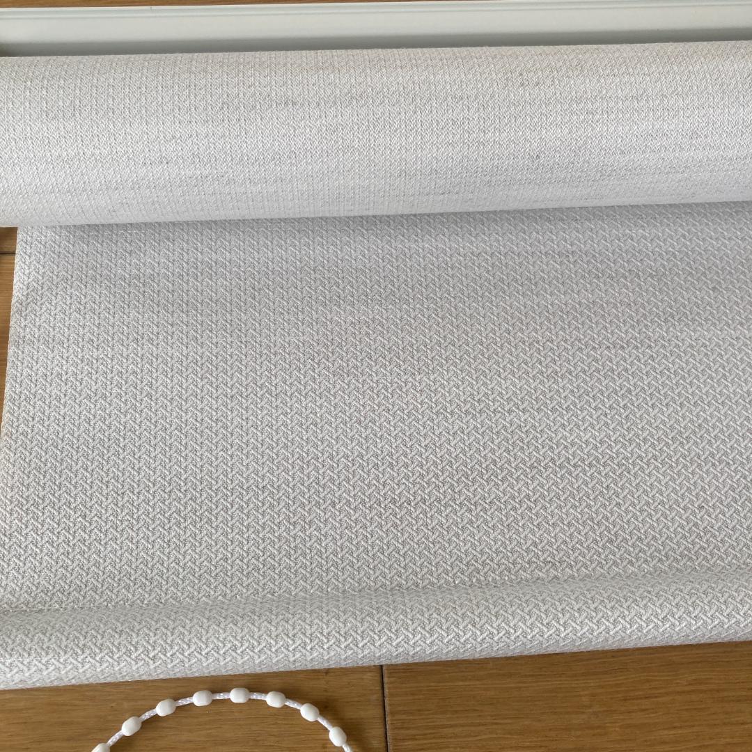 TOSO ロールスクリーン 690×2350mm 新品未使用