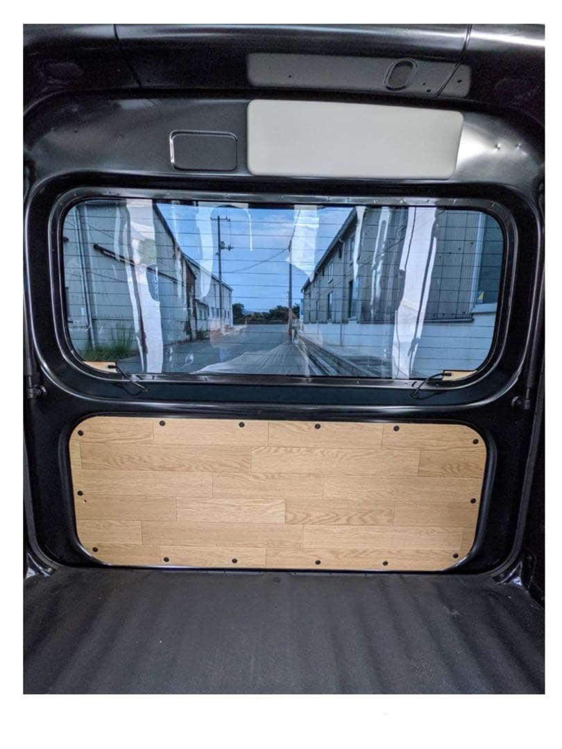 ダイハツ　新型アトレー　新型ハイゼットカーゴ　700系　リアゲートパネル