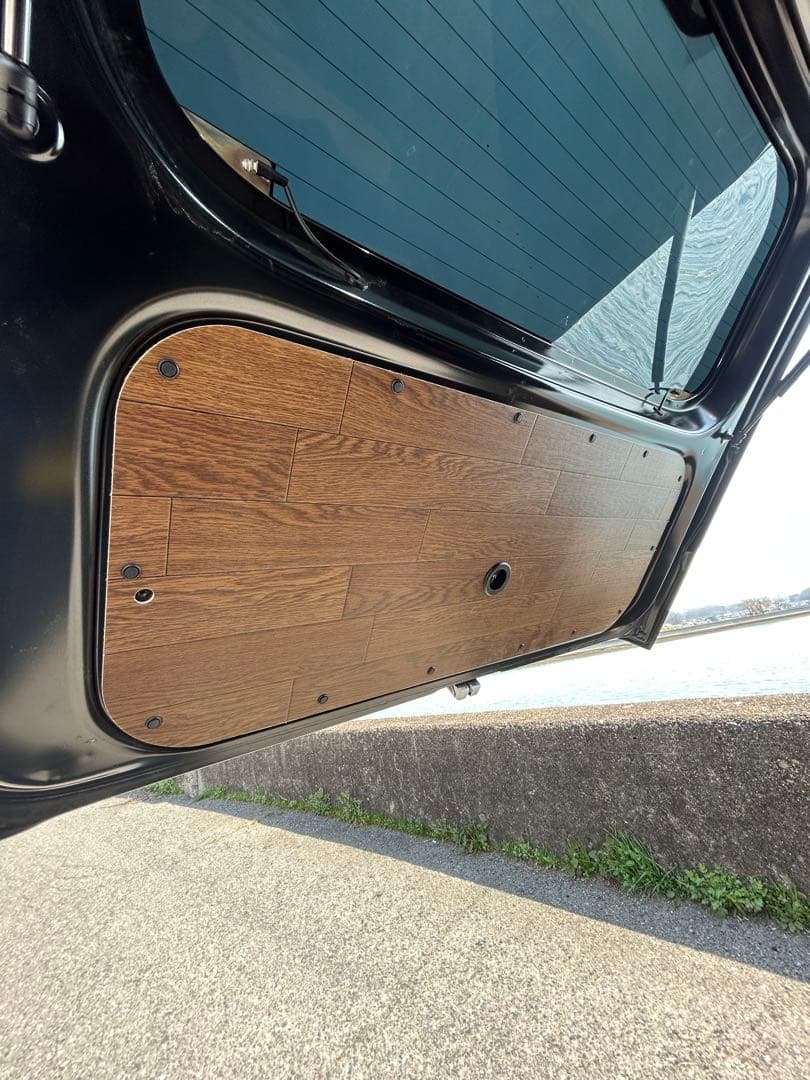 ダイハツ　新型アトレー　新型ハイゼットカーゴ　700系　リアゲートパネル